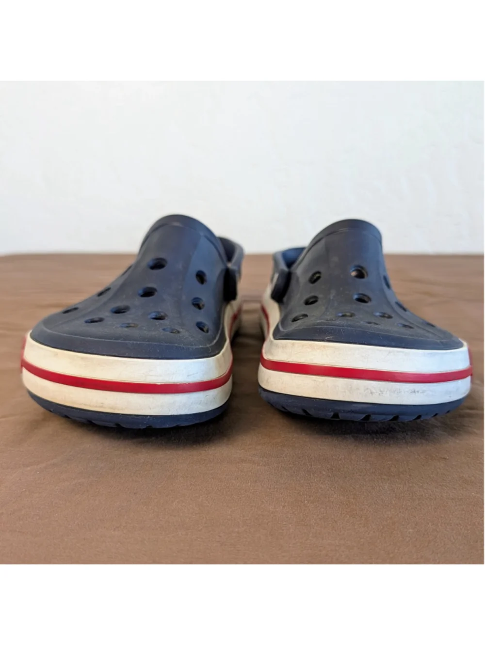 Crocs Bayaband Clogs Navy Blue Red and White Comfort Shoes Men's 8 Women's 10
